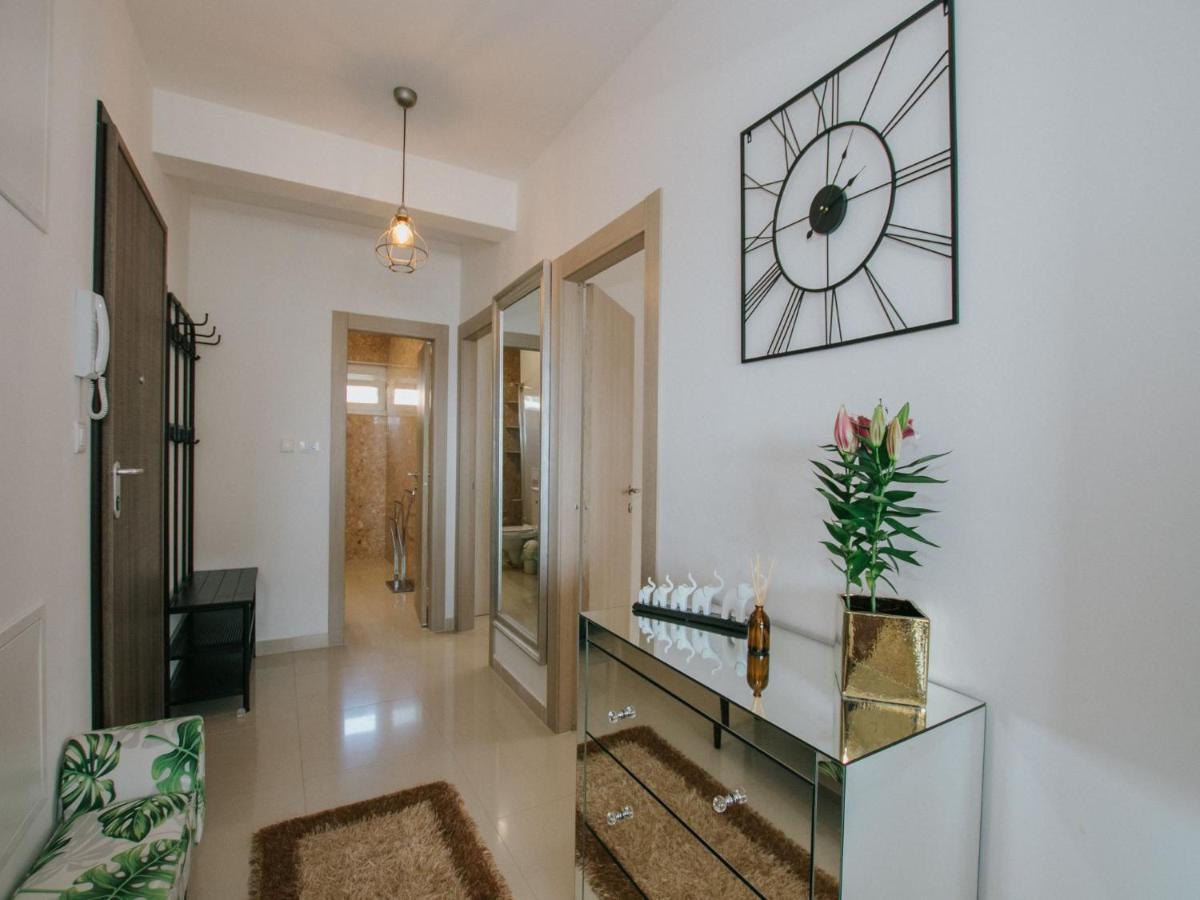 Luxury Apartment Di Trogir Buitenkant foto